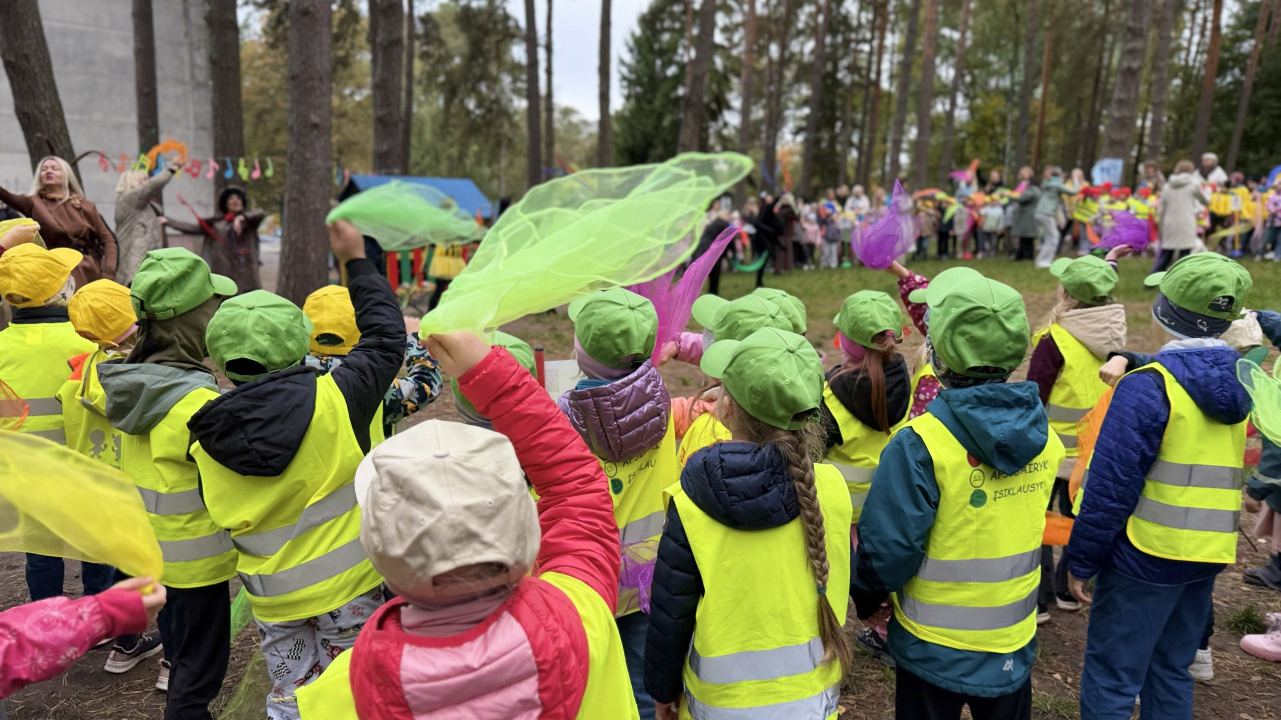 Svečiuose lopšelyje-darželyje “Spygliukas“ – festivalyje “Skambatis pušynas – 2026“